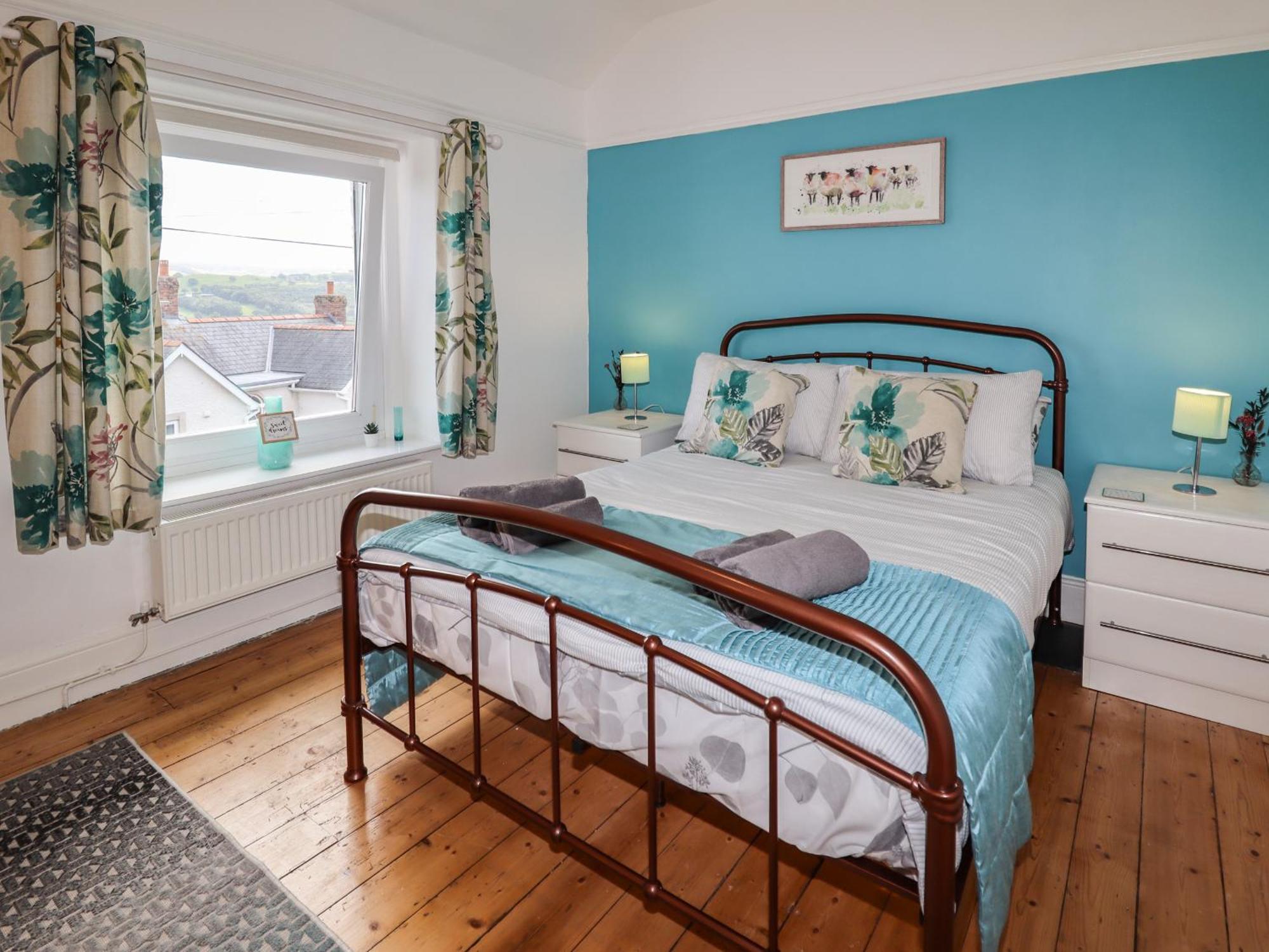Euryn View Villa Llandudno Bagian luar foto