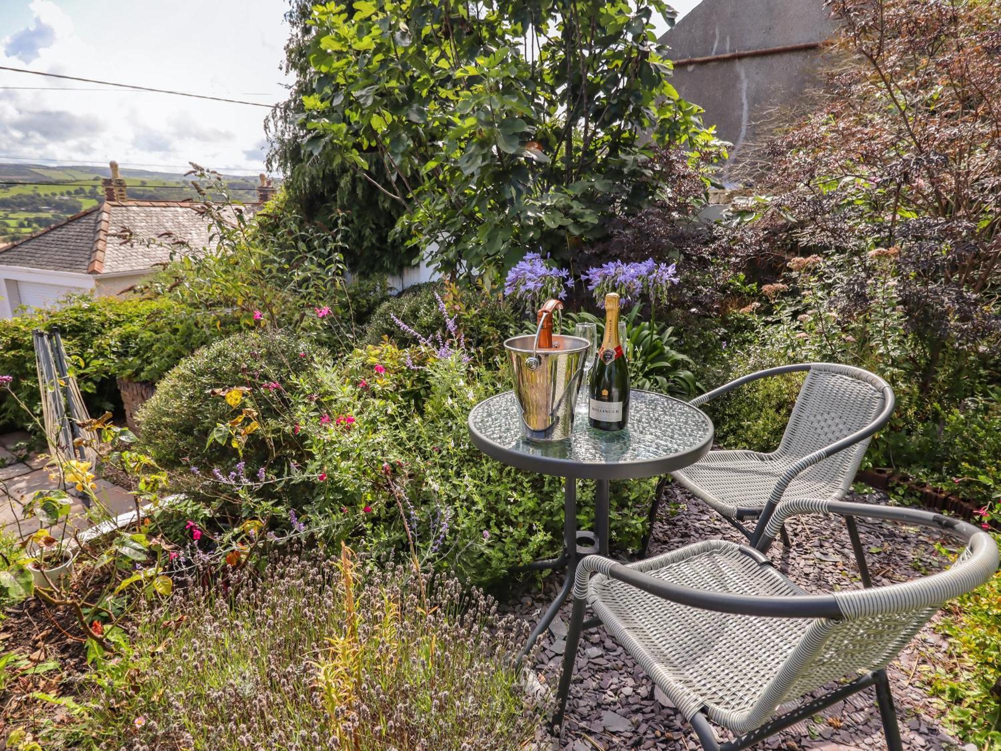 Euryn View Villa Llandudno Bagian luar foto